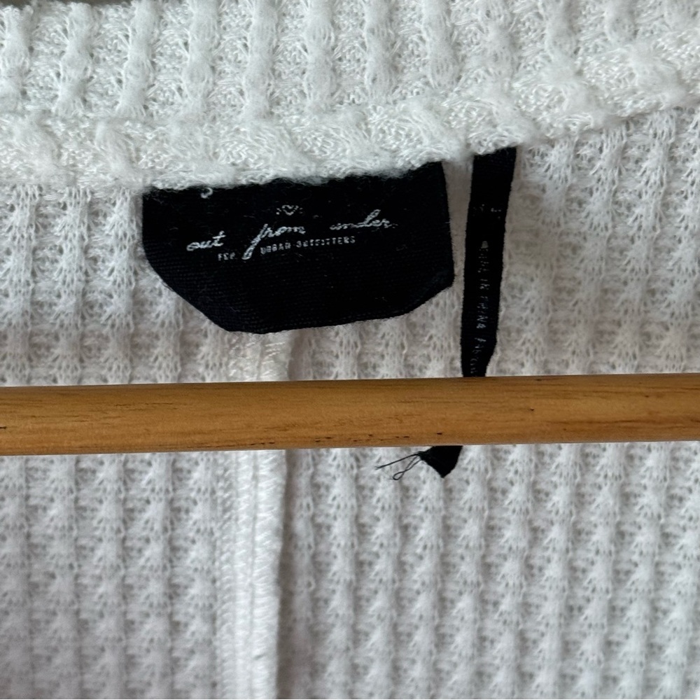 Urban Outfitters Out From Under Waffle Knit Button Up Oversized Thermal Top M - Picture 4 of 7